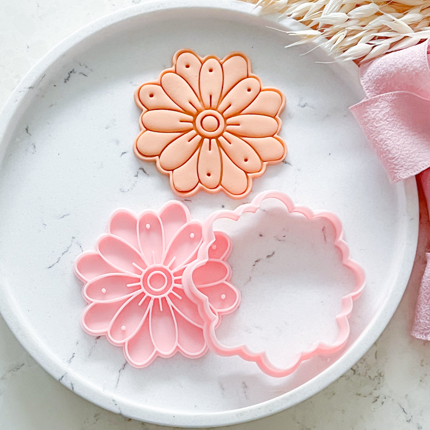 Flower #4 Cookie Cutter & Stamp