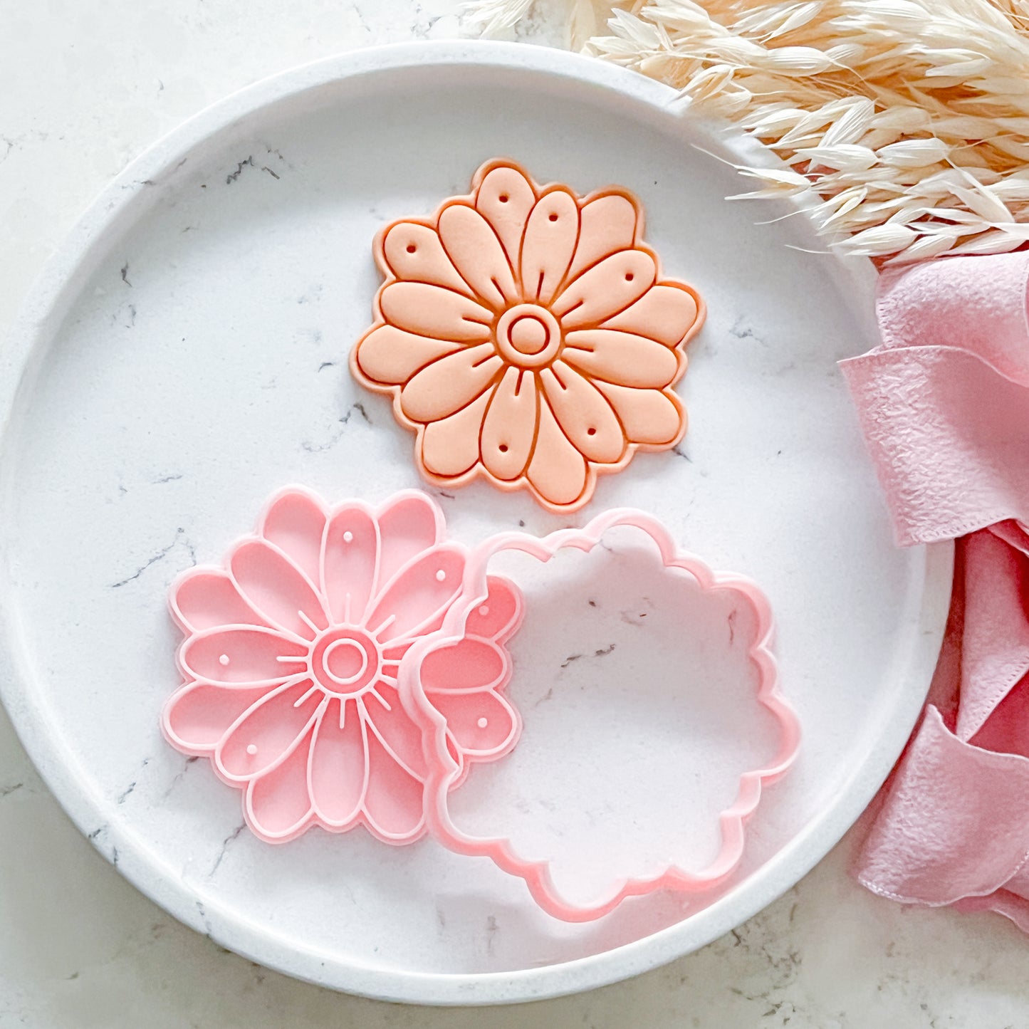 Flower #4 Cookie Cutter & Stamp