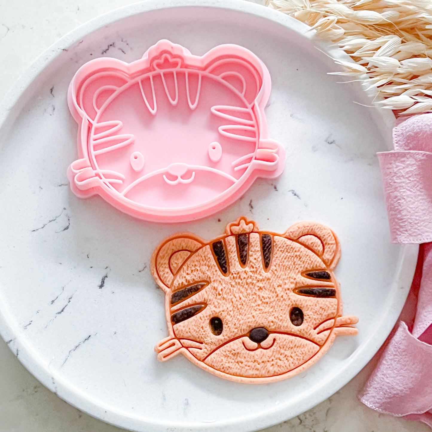 "Baby  Tiger" - Cookie Cutter & Stamp