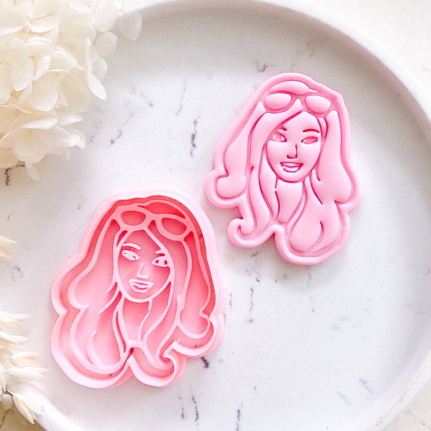 "Barbie Face" - Cookie Cutter & Stamp