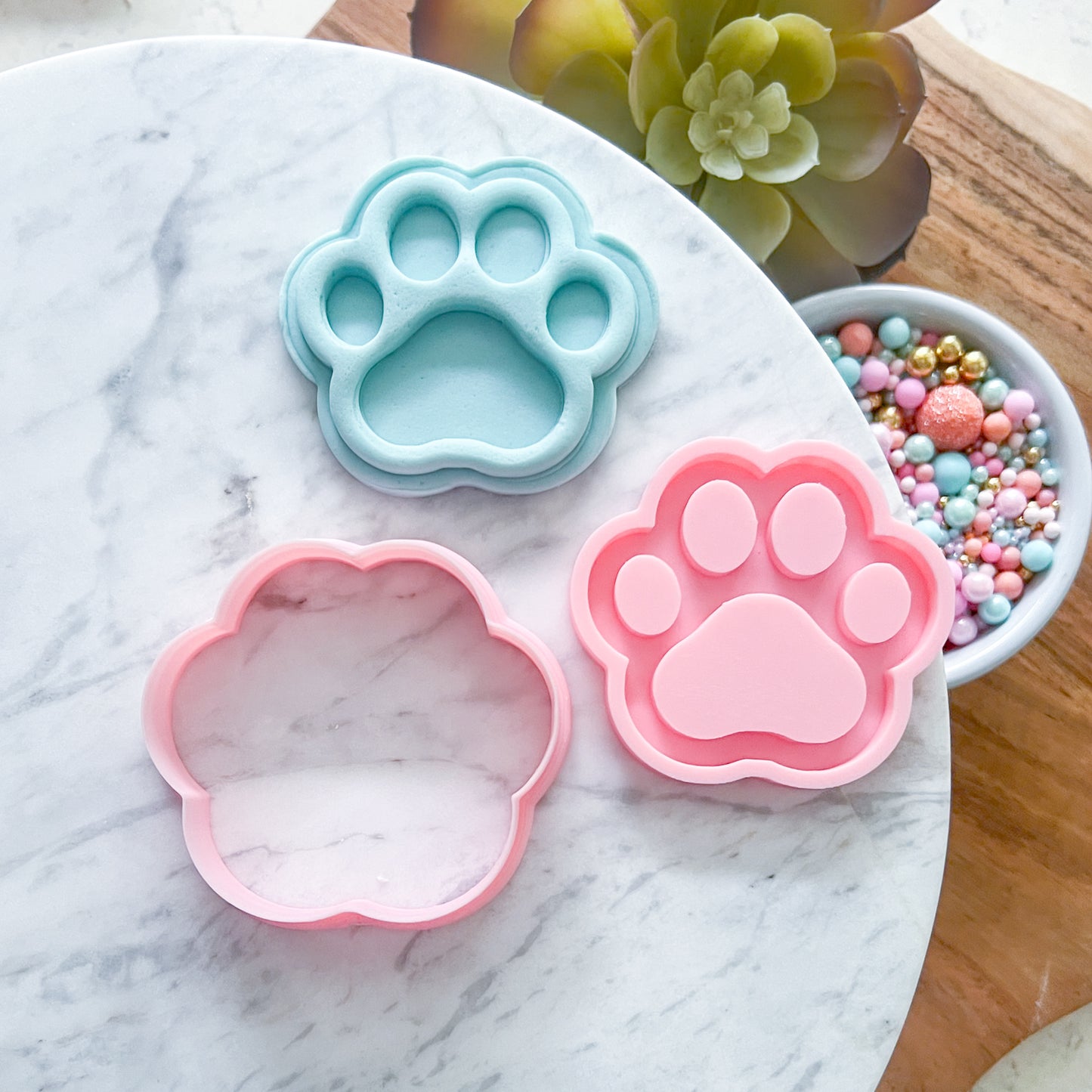 "Paw Print Debossed" - Cookie Cutter & Stamp