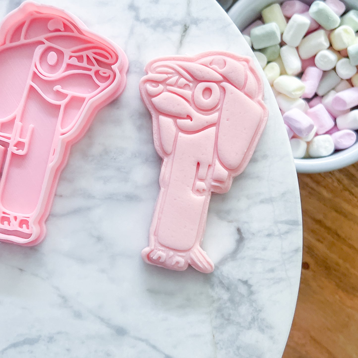 "Snickers" - Cookie Cutter & Stamp