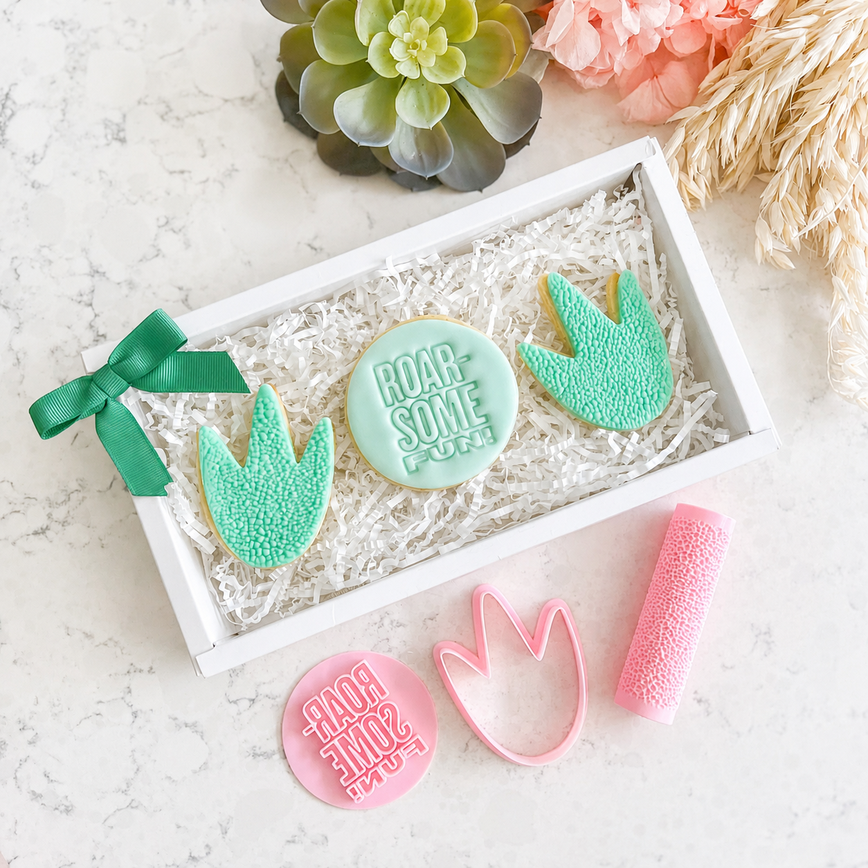 "Roarsome Fun Dinosaur" Bundle