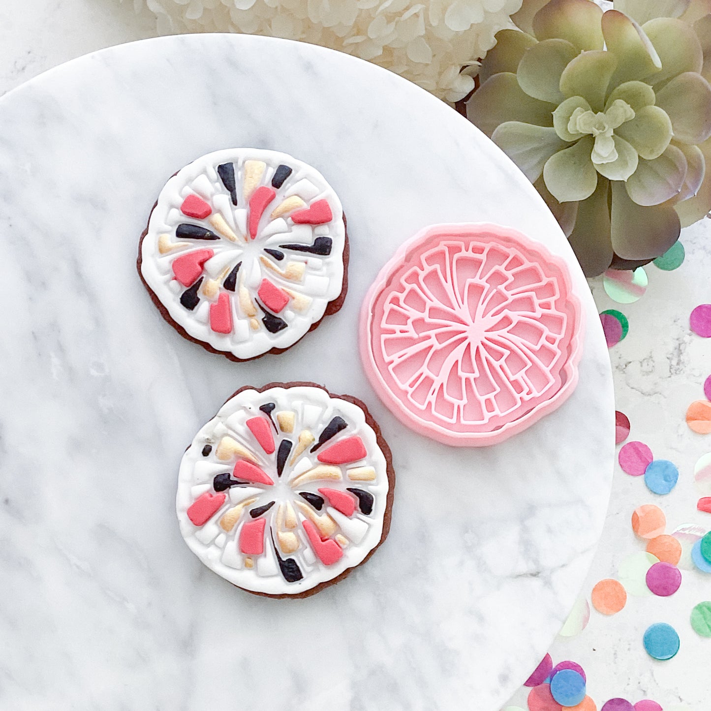 "Pom Pom" - Cutter & Stamp Set