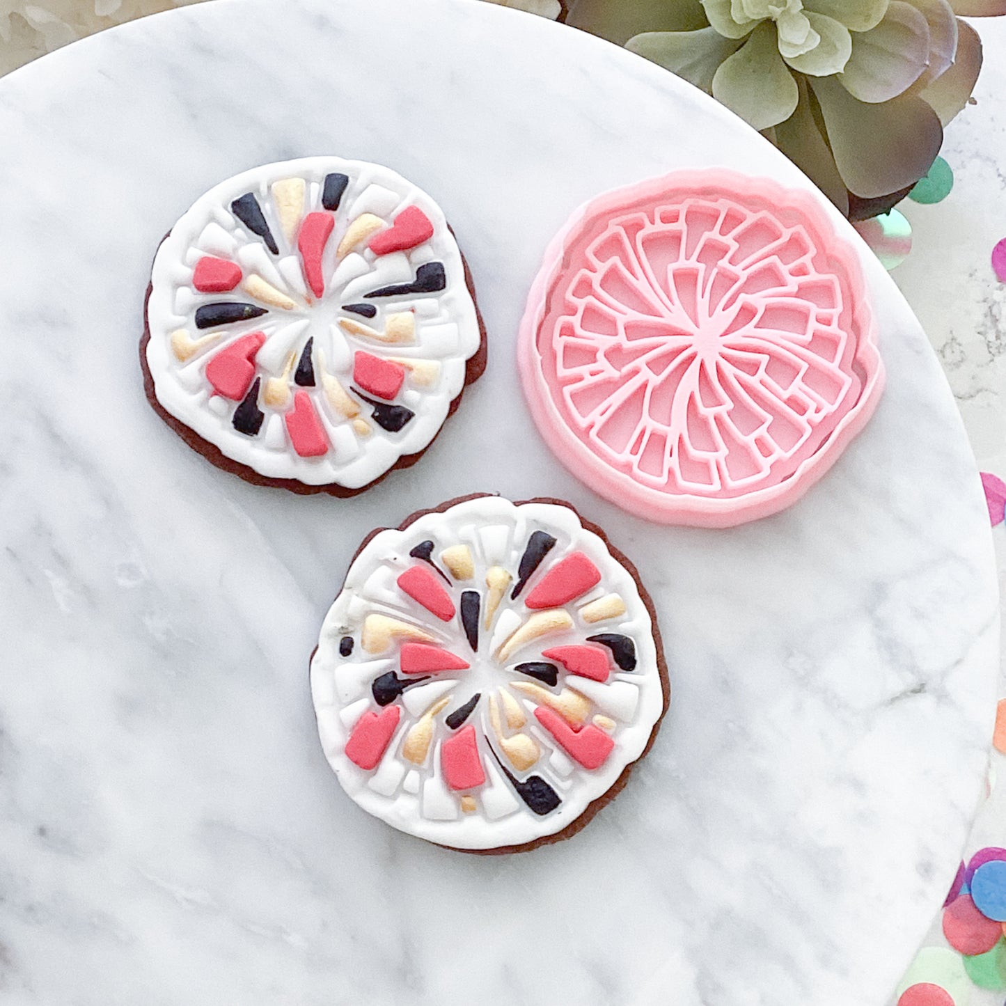 "Pom Pom" - Cutter & Stamp Set