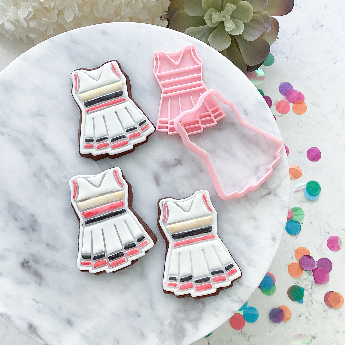 "Cheerleader Dress" - Cutter & Stamp Set