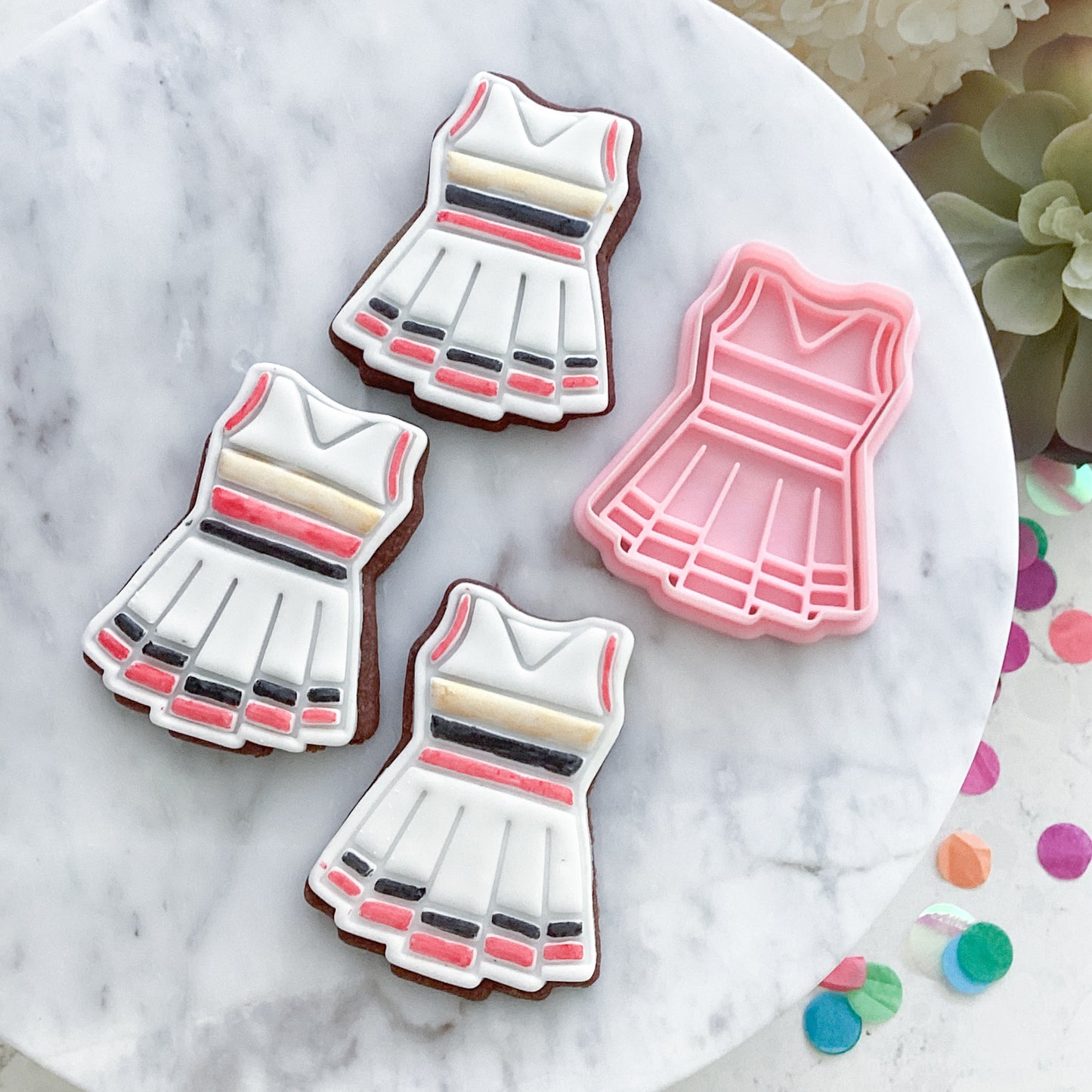 "Cheerleader Dress" - Cutter & Stamp Set