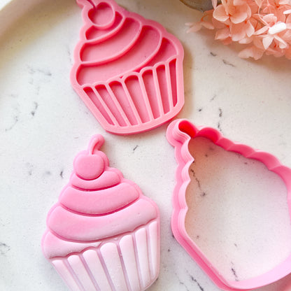 "Cupcake" - Cookie Cutter & Stamp