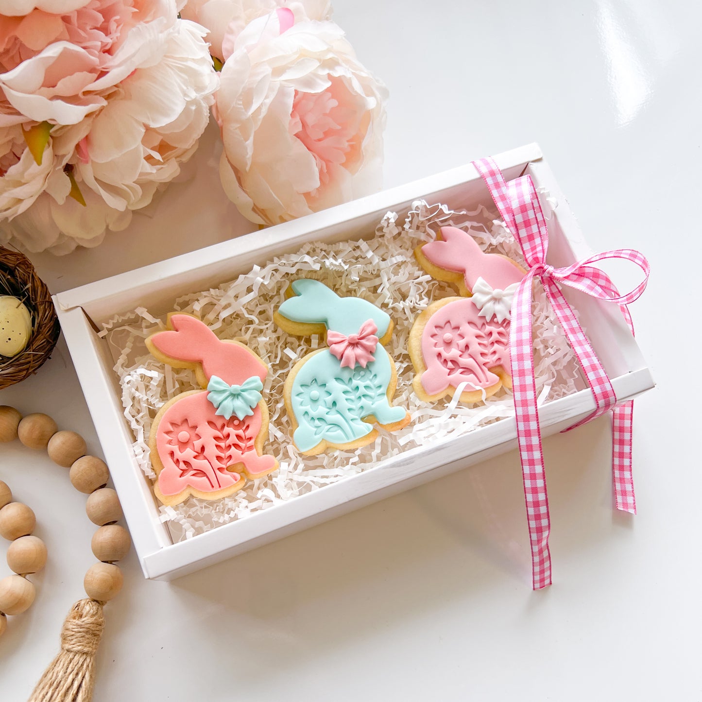 "Bunny Silhouette" - Cutter & Stamp