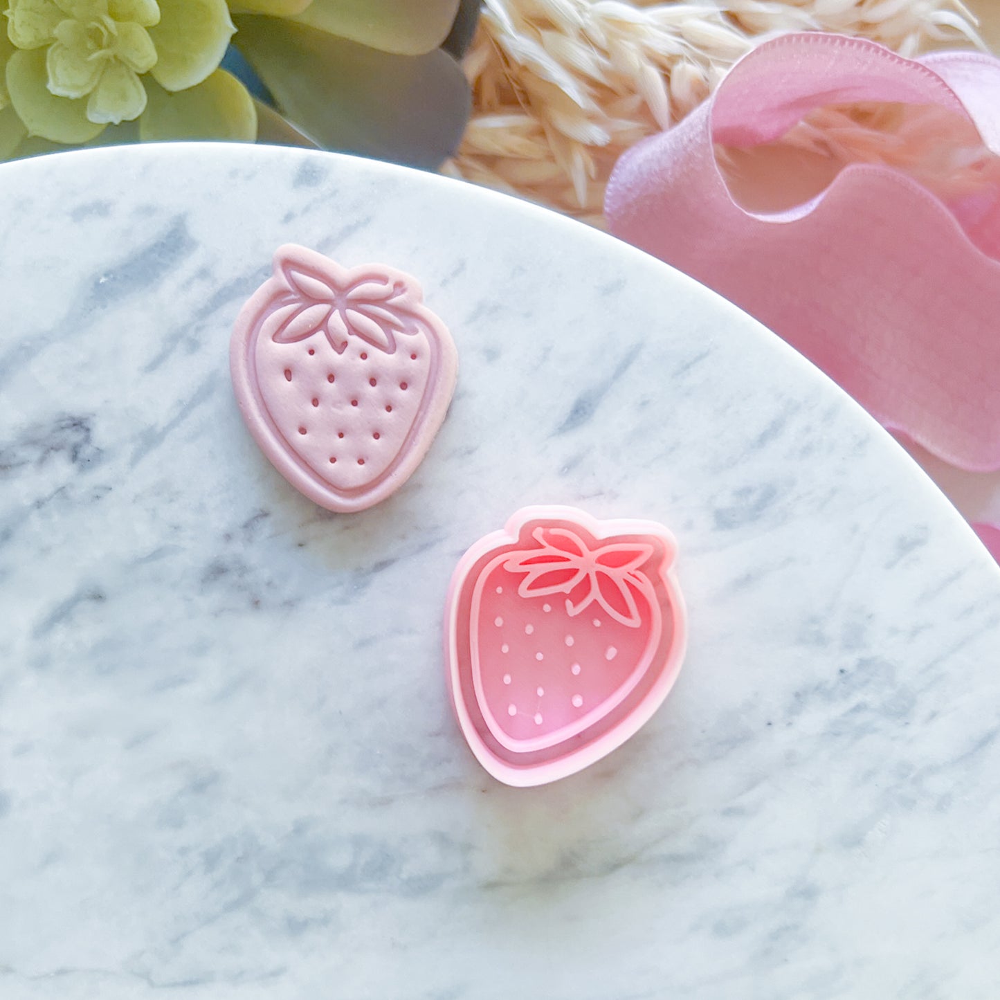 "Strawberry" Fondant Mini