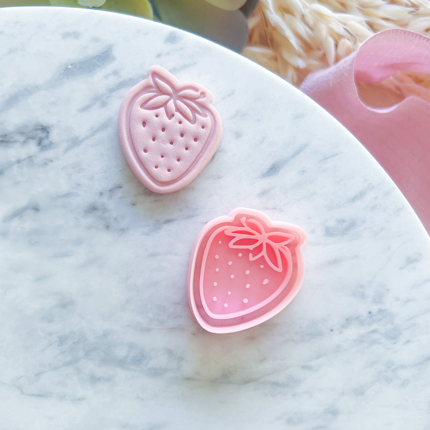 "Strawberry" Fondant Mini