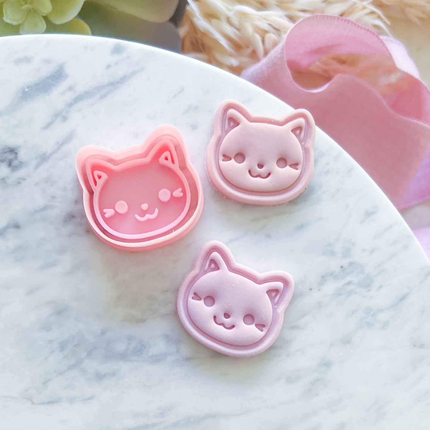 "Cute Kitty" Fondant Mini
