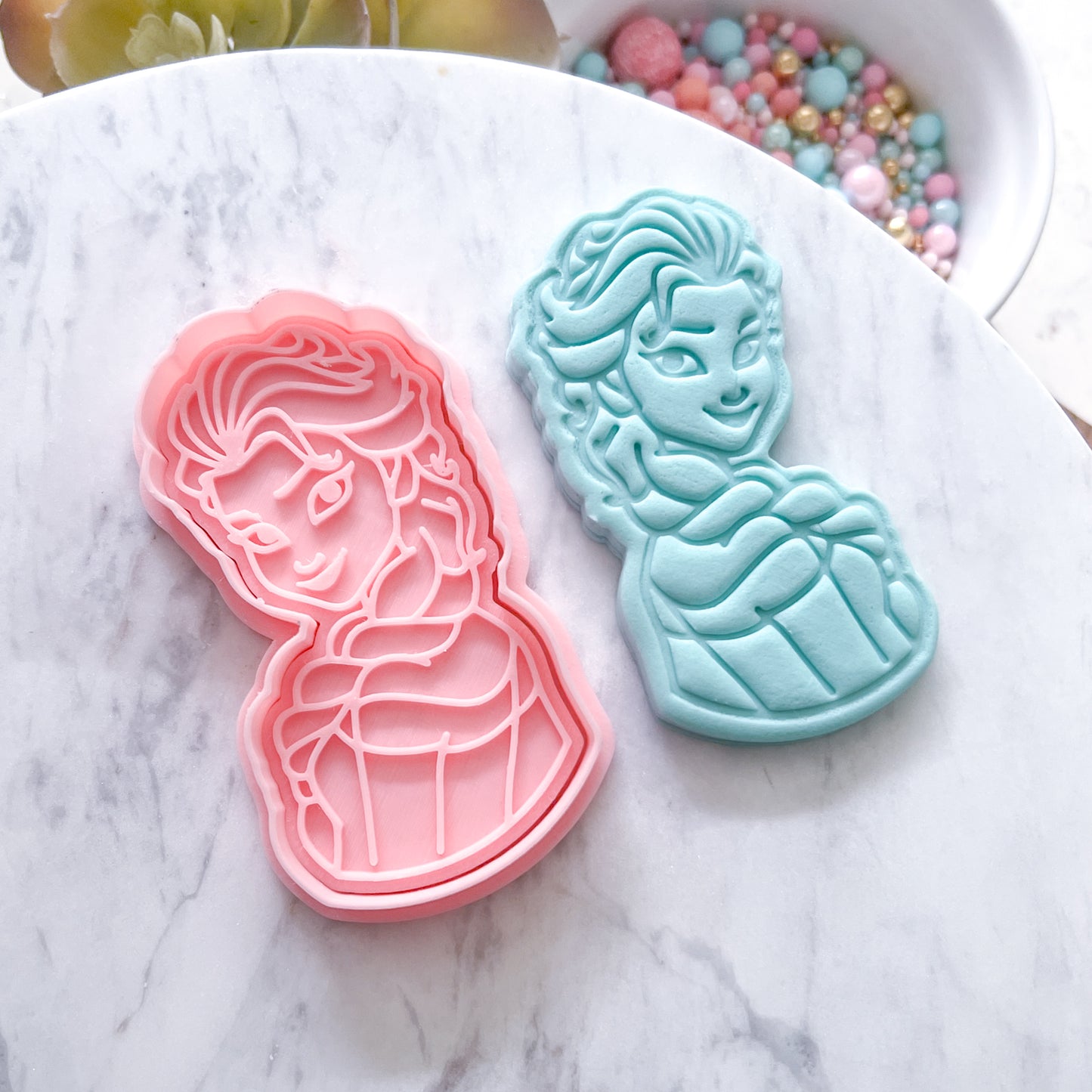 "Elsa #2" Cookie Cutter & Stamp