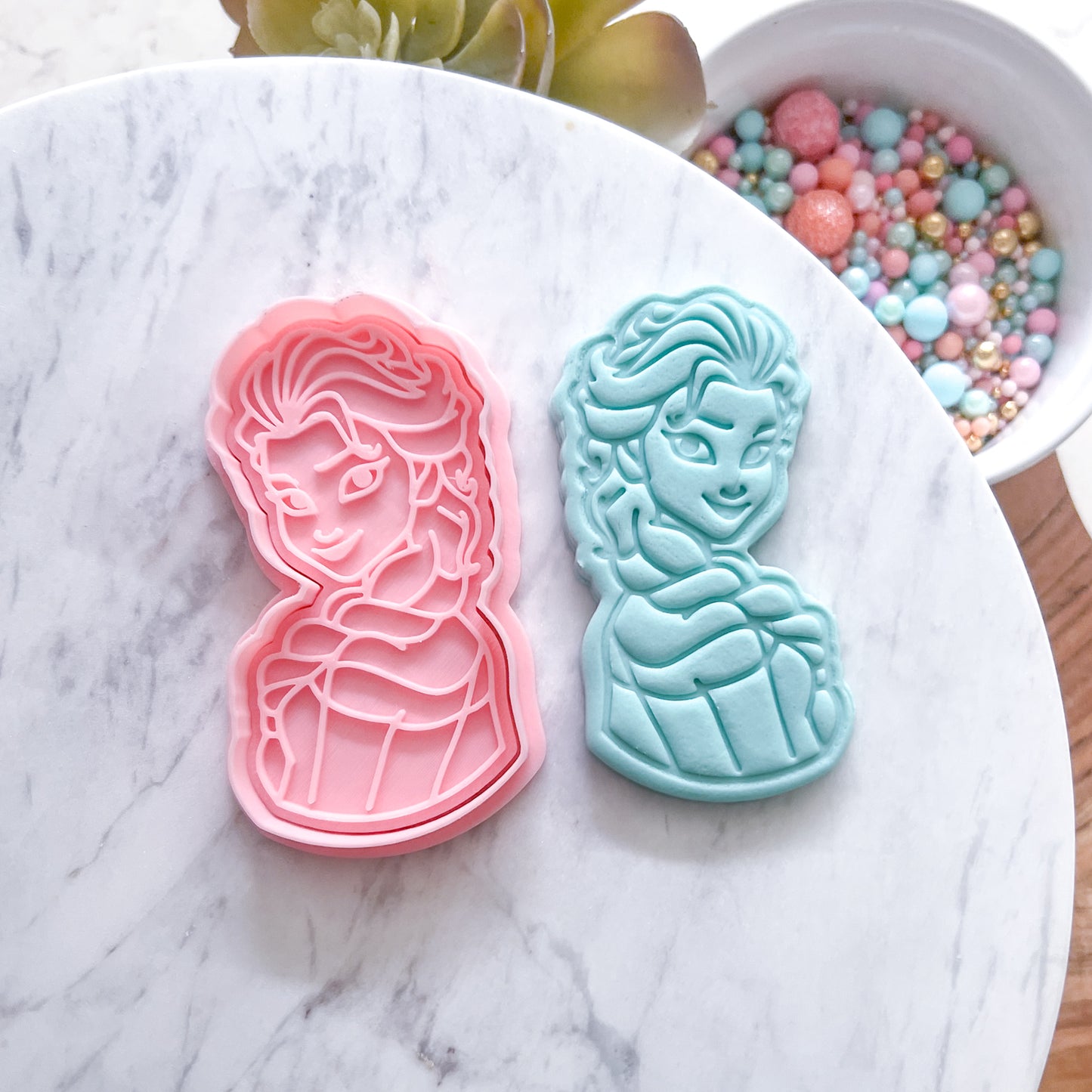 "Elsa #2" Cookie Cutter & Stamp