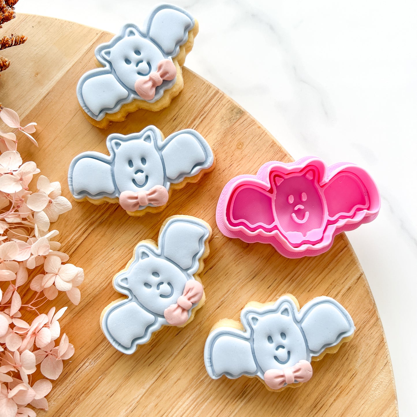 "Happy Bat" Cutter & Stamp - Midi Size