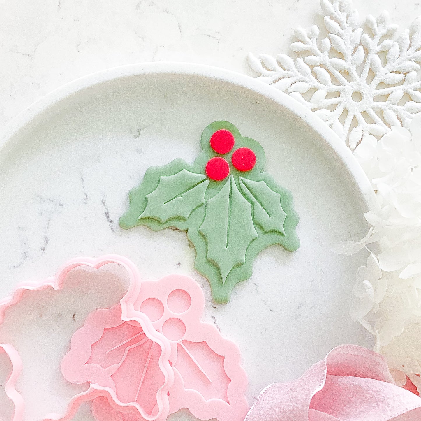 "Holly" - Cutter & Stamp Set