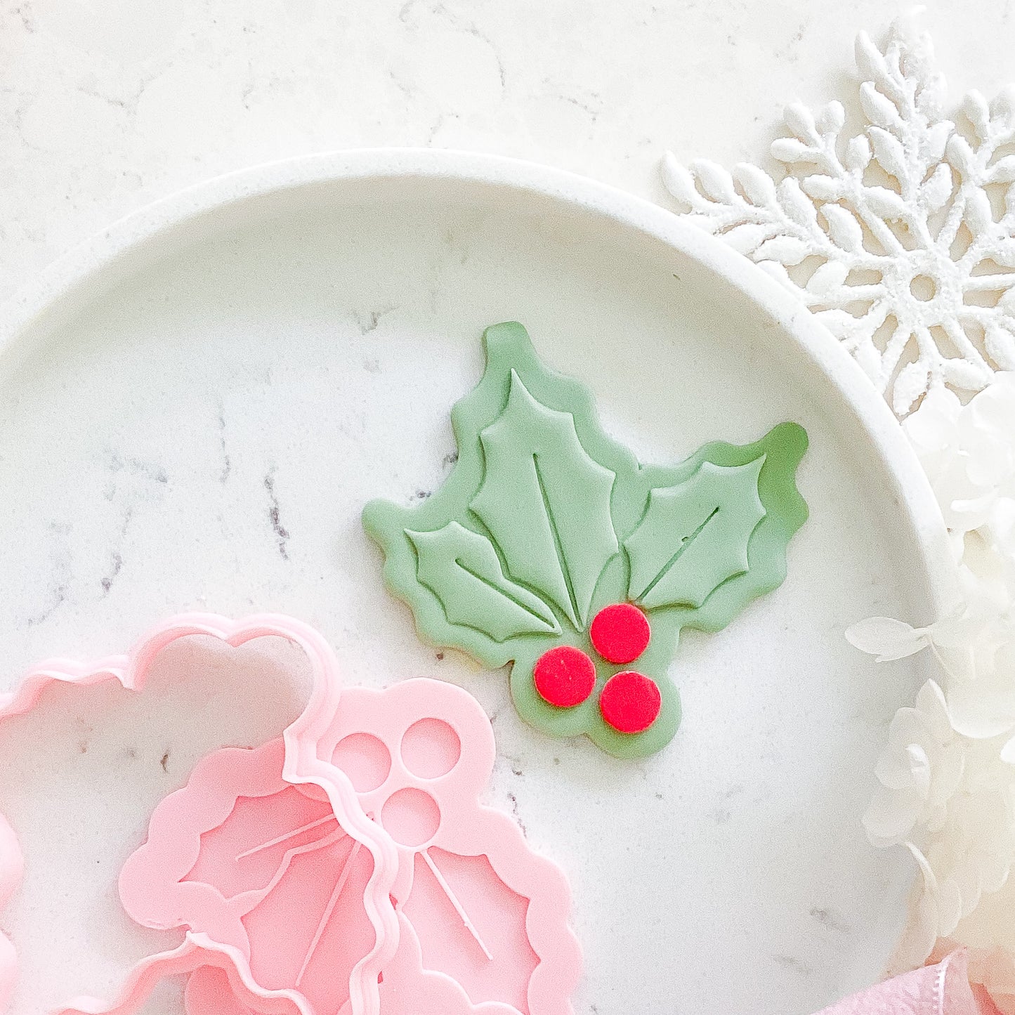 "Holly" - Cutter & Stamp Set