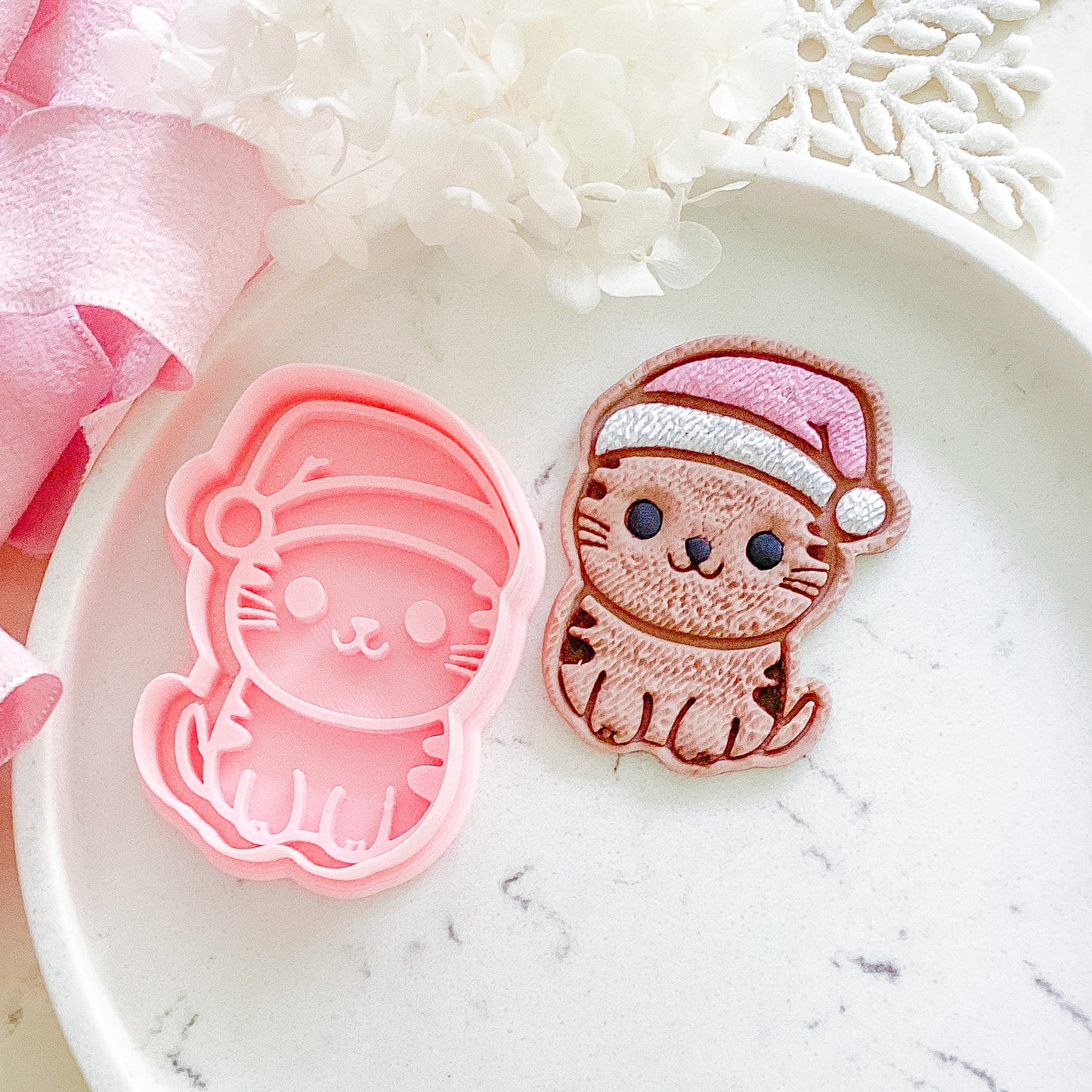 "Christmas Kitty" Cookie Cutter & Stamp