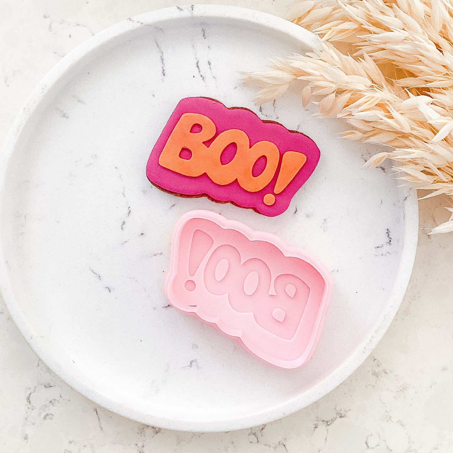 "BOO!" - Cookie Cutter & Stamp