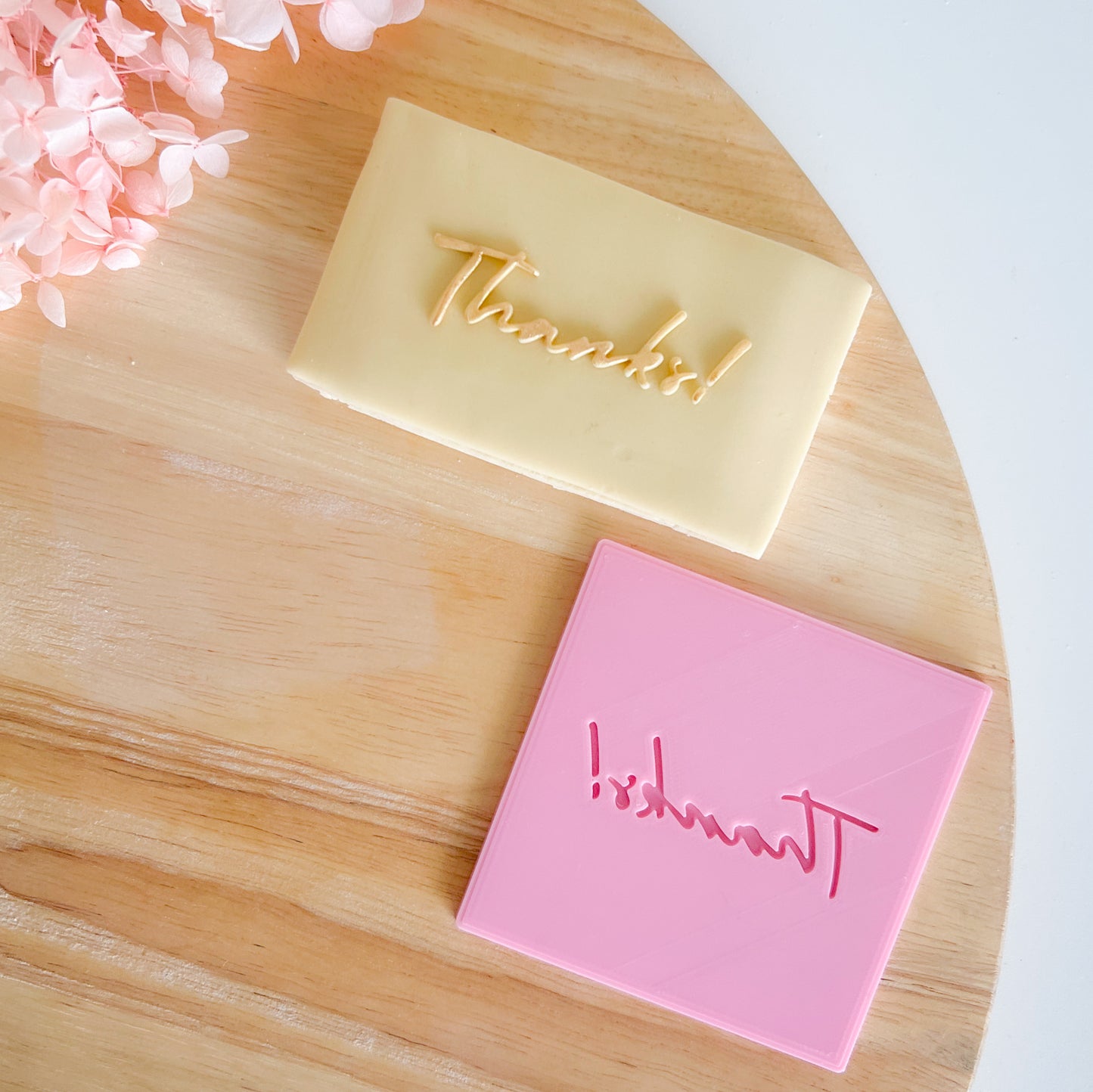 "Thanks" - Embossing Stamp