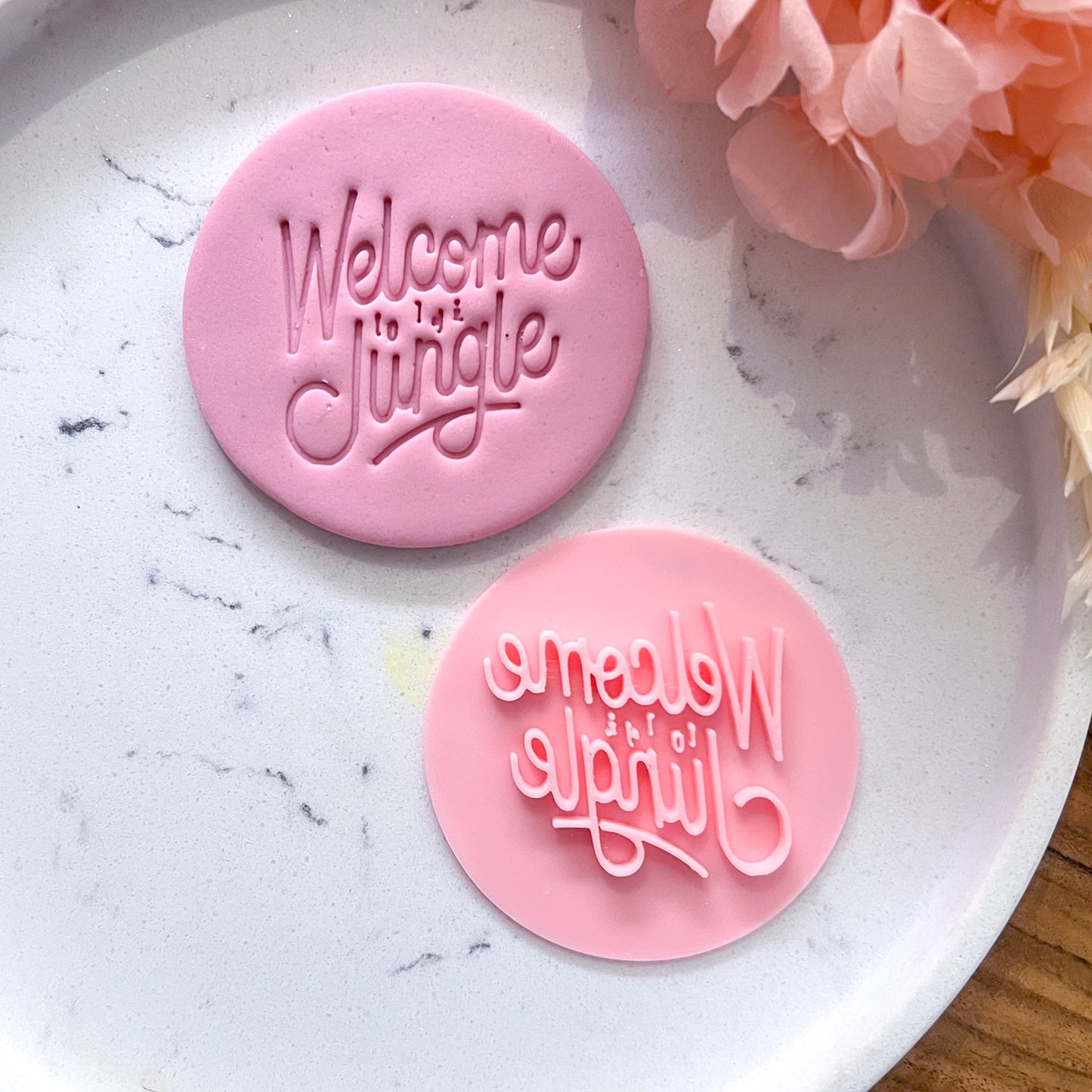 Welcome to the Jungle Fondant Stamp
