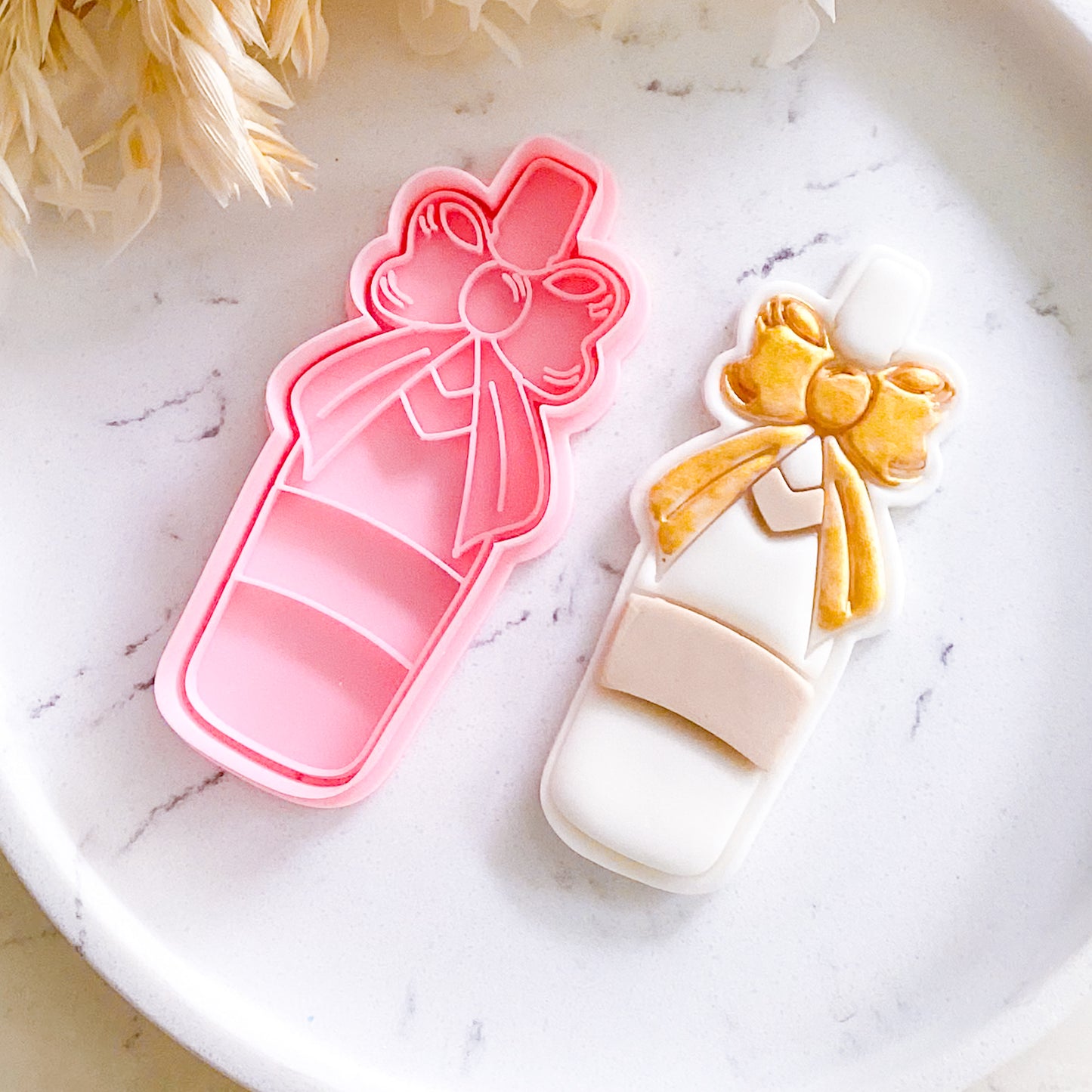 "Champagne Bottle" - Cookie Cutter & Stamp