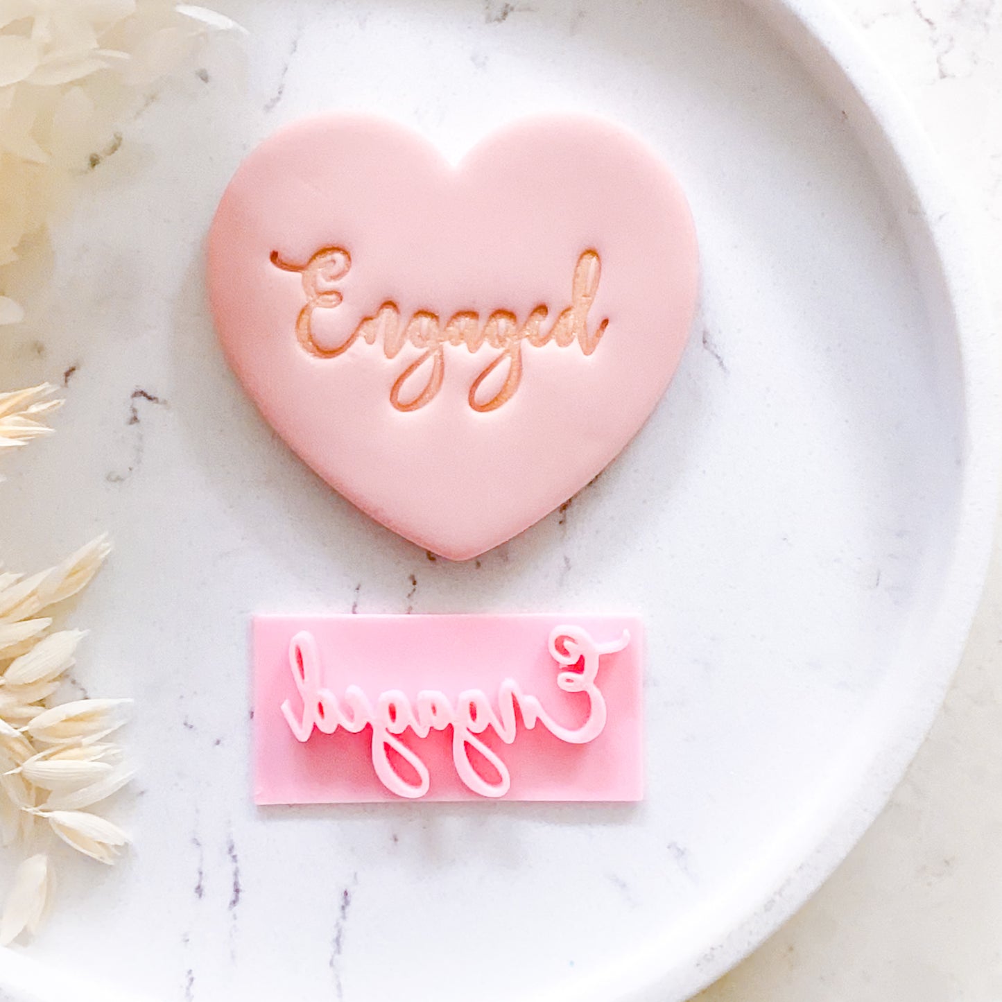 "Engaged" - Fondant Stamp