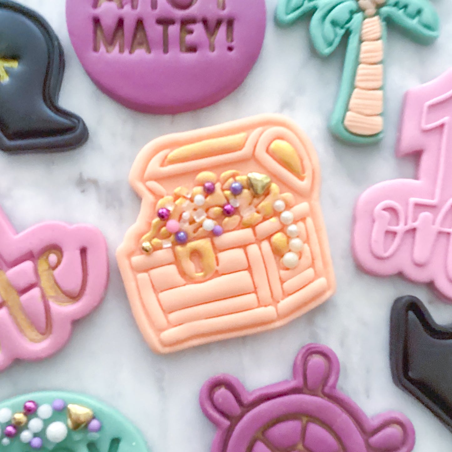 "Treasure Chest" - Cookie Cutter & Stamp