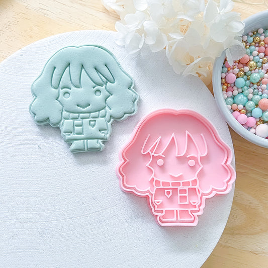 "Hermoine" - Cookie Cutter & Stamp