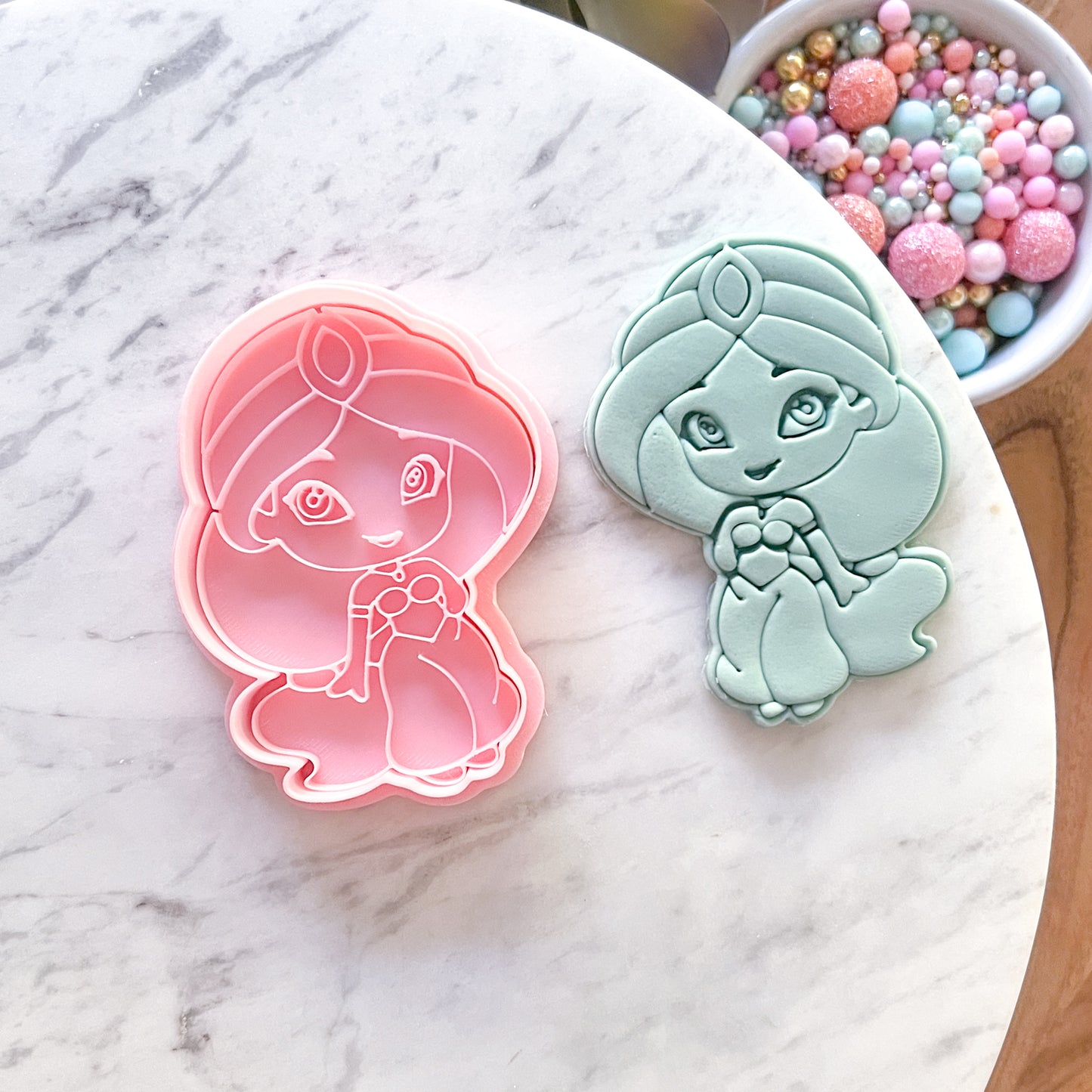 "Jasmine" Cookie Cutter & Stamp