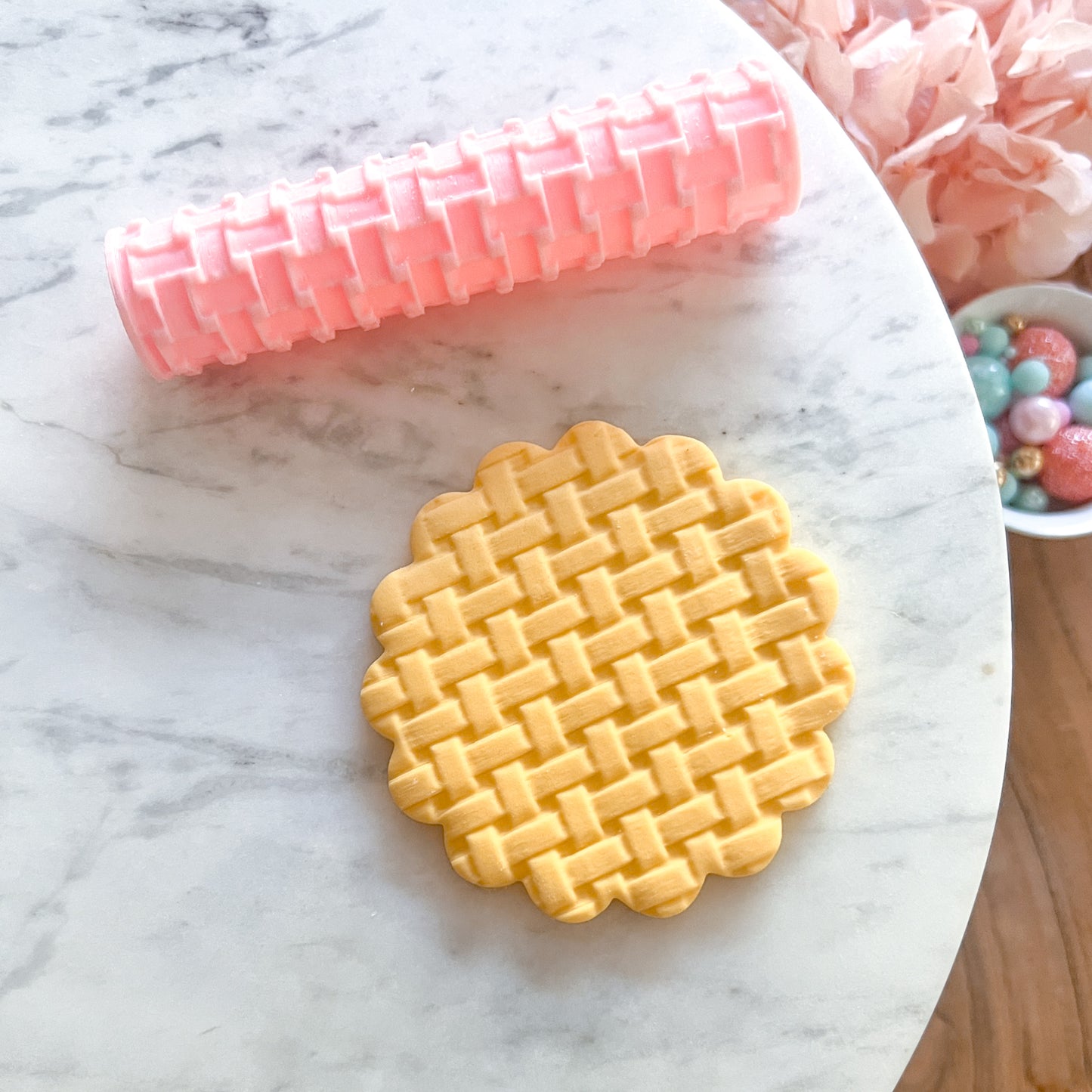 "Rattan Radio Weave" Fondant Texture Roller