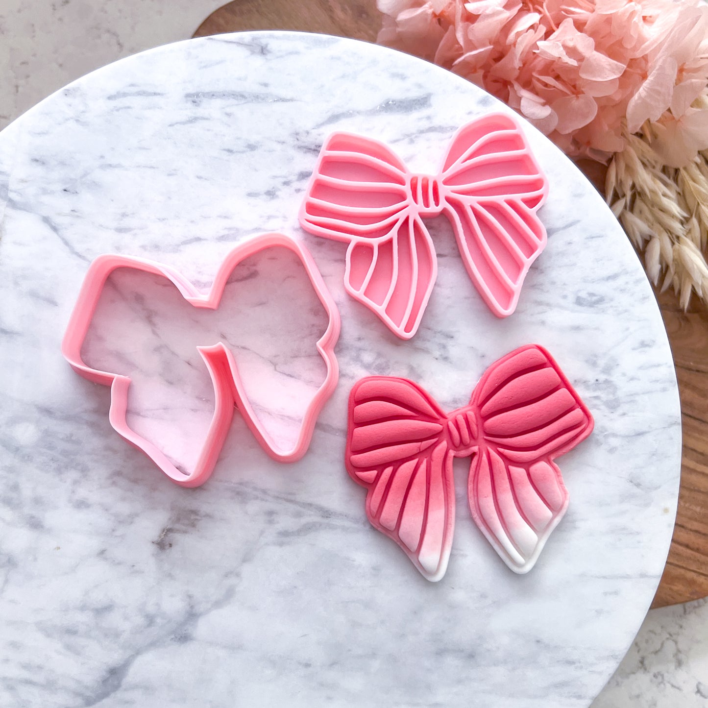 "Striped Bow" - Cookie Cutter & Stamp