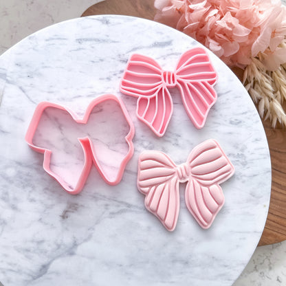 "Striped Bow" - Cookie Cutter & Stamp