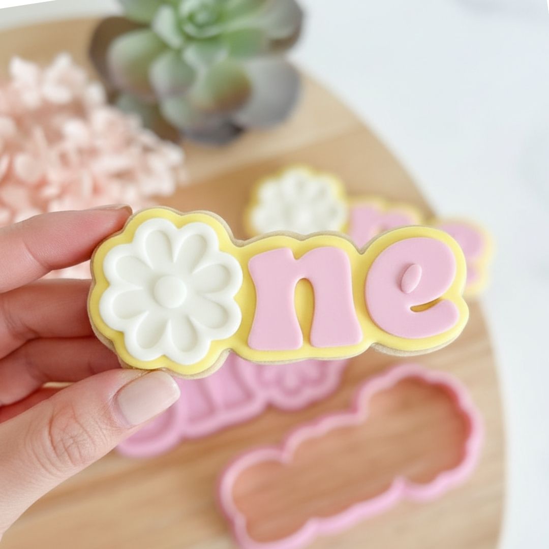 "Daisy One" - Cookie Cutter & Stamp