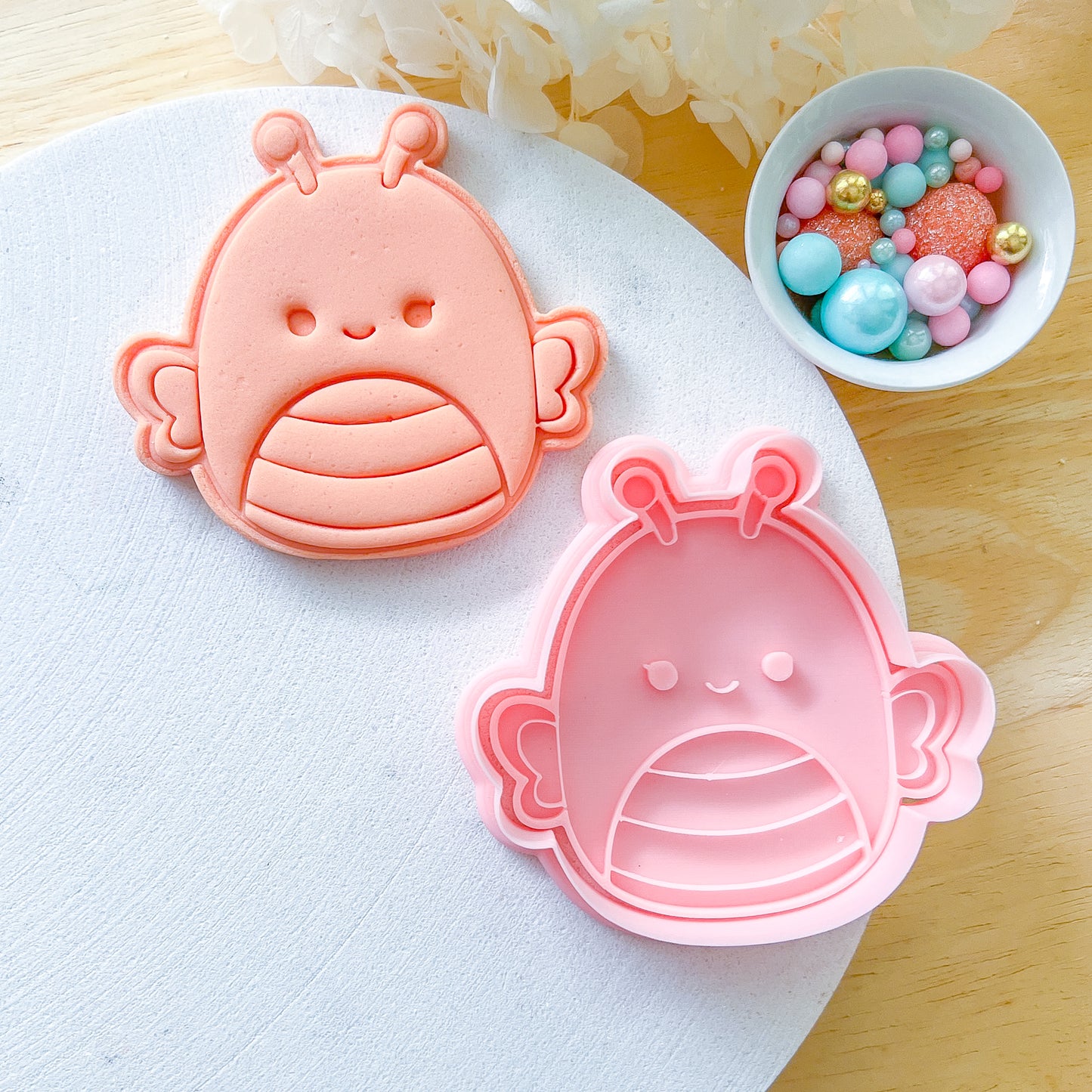 "Bee Squishmallow" - Cookie Cutter & Stamp