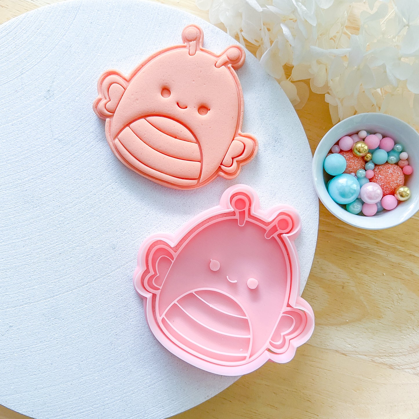 "Bee Squishmallow" - Cookie Cutter & Stamp
