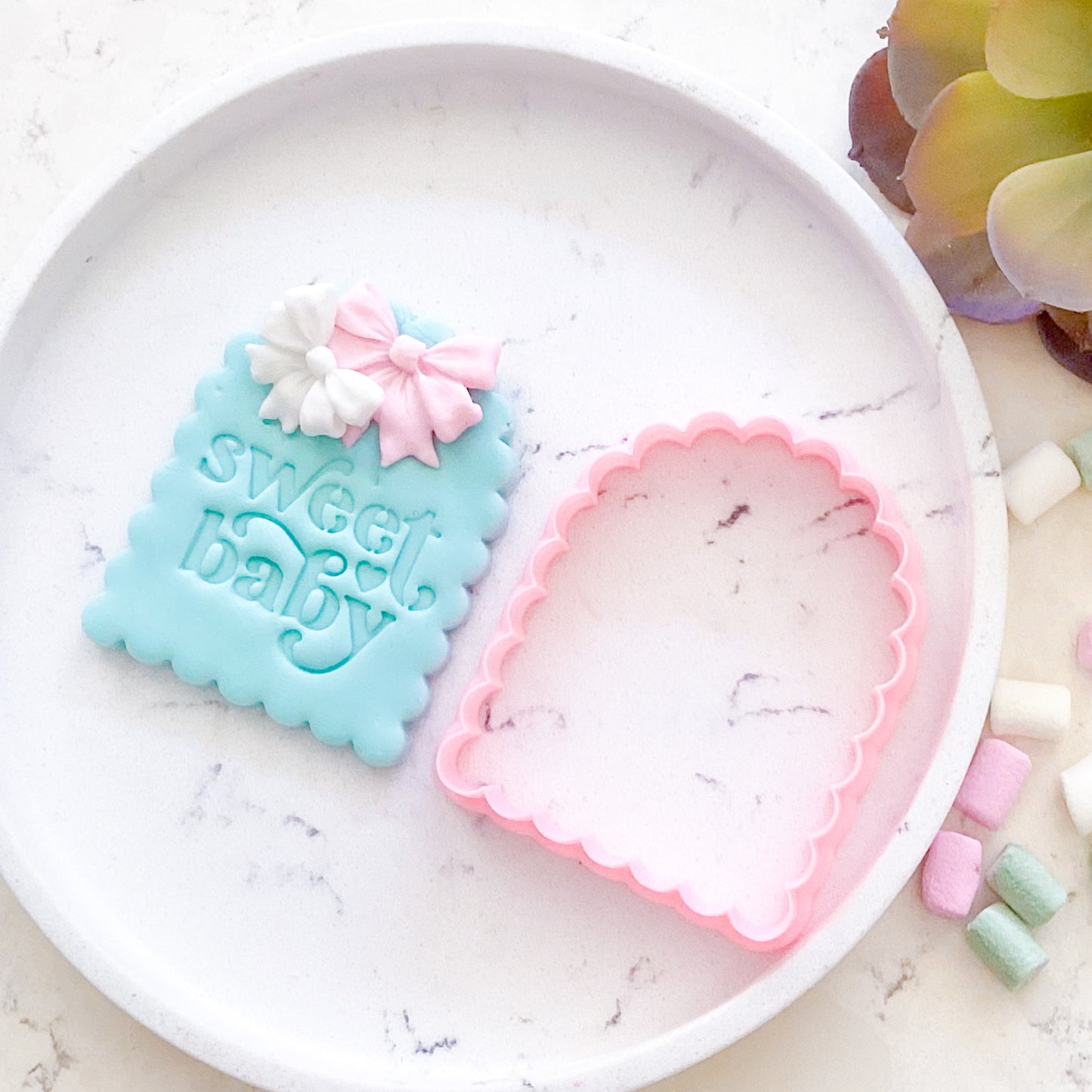 "Scalloped Arch" - Cookie Cutter