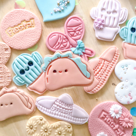 "Taco" - Cookie Cutter & Stamp