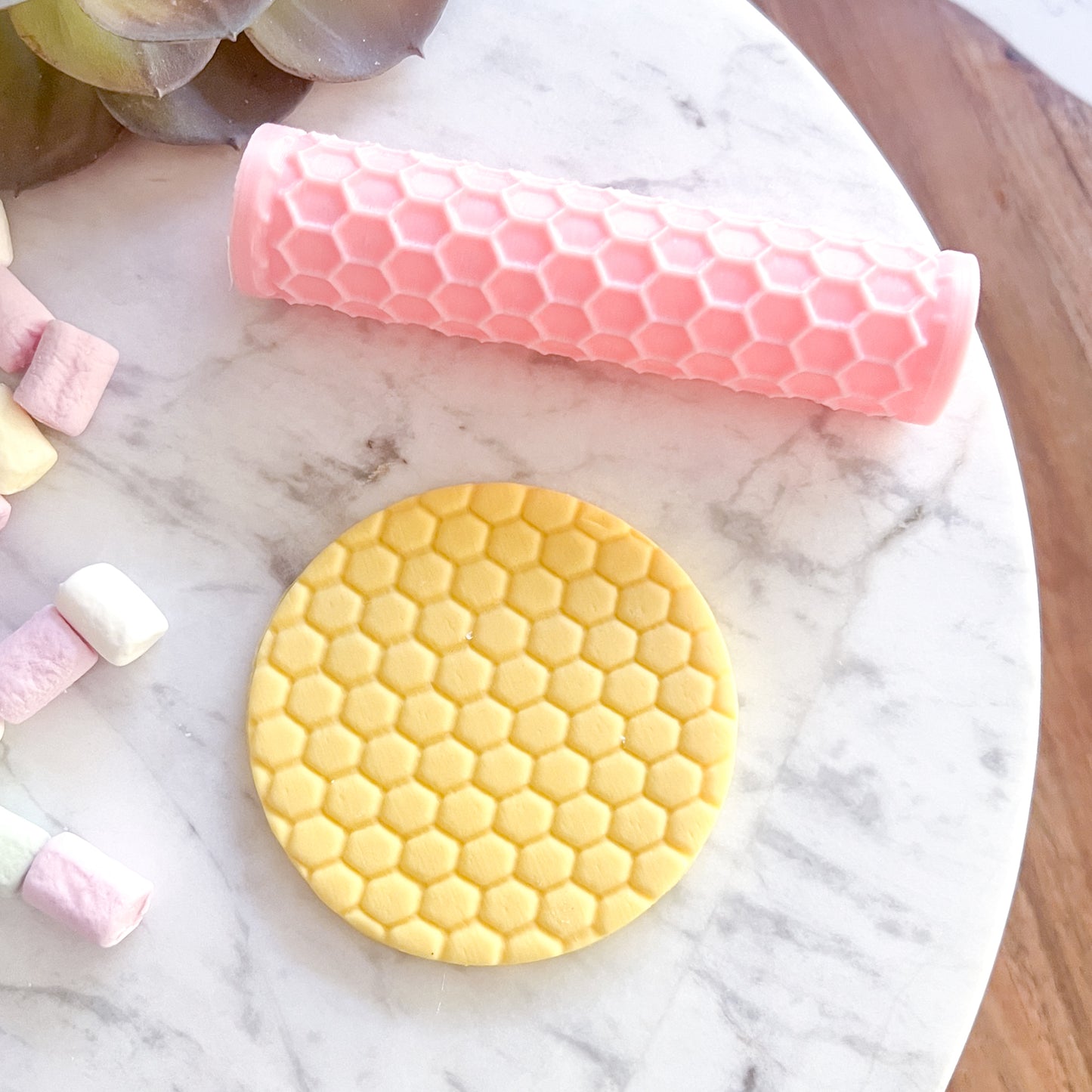 "Honeycomb" Fondant Texture Roller