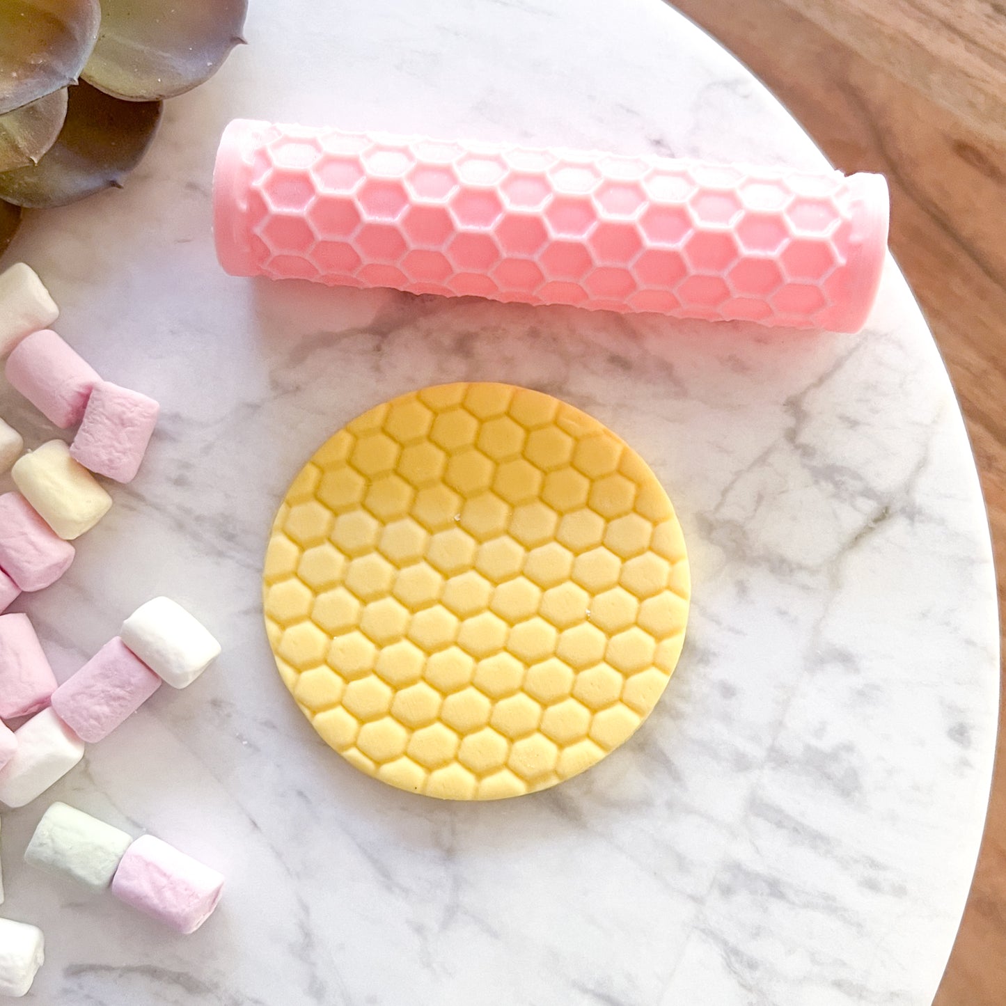 "Honeycomb" Fondant Texture Roller
