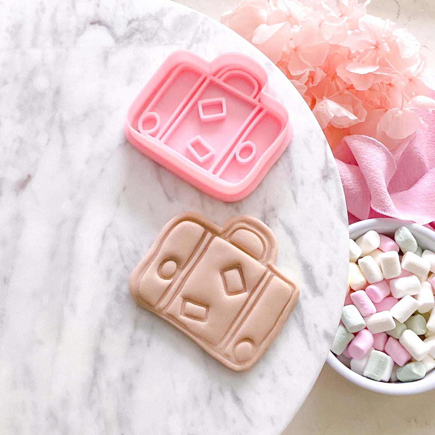 "Luggage" - Cutter & Stamp Set