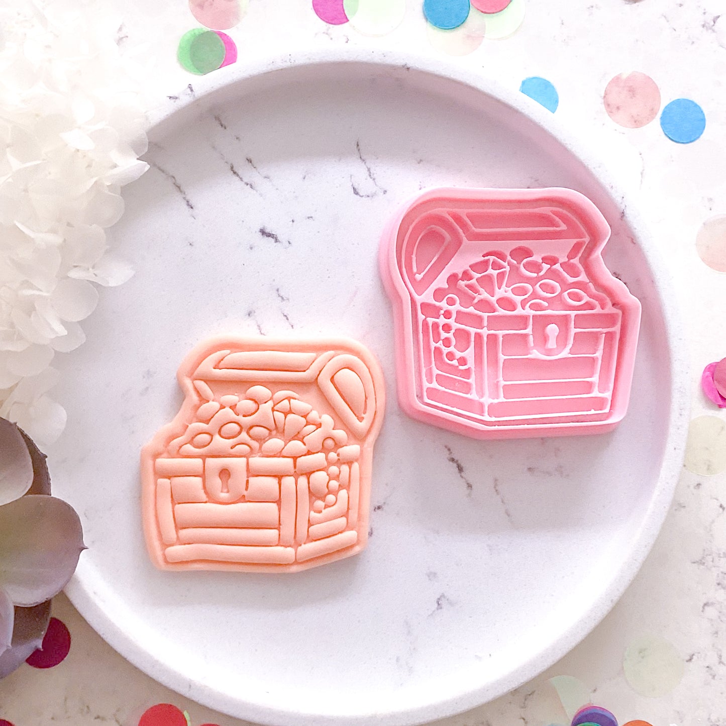 "Treasure Chest" - Cookie Cutter & Stamp