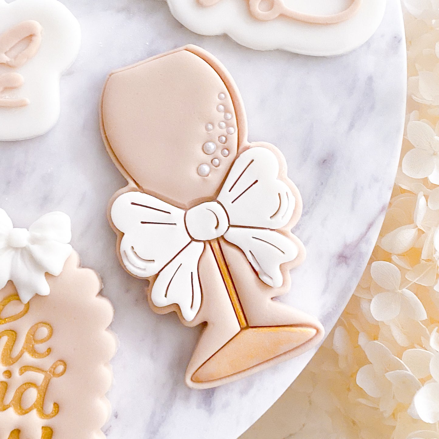 "Champagne Glass" - Cookie Cutter & Stamp