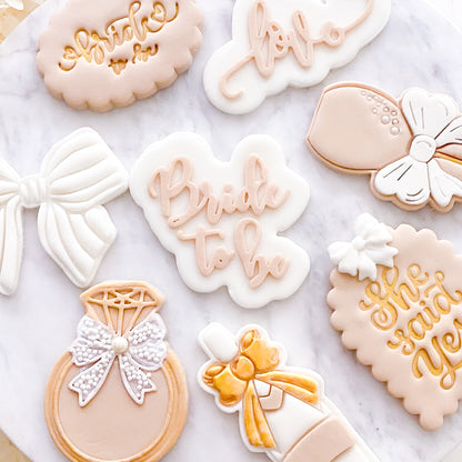 "Champagne Bottle" - Cookie Cutter & Stamp