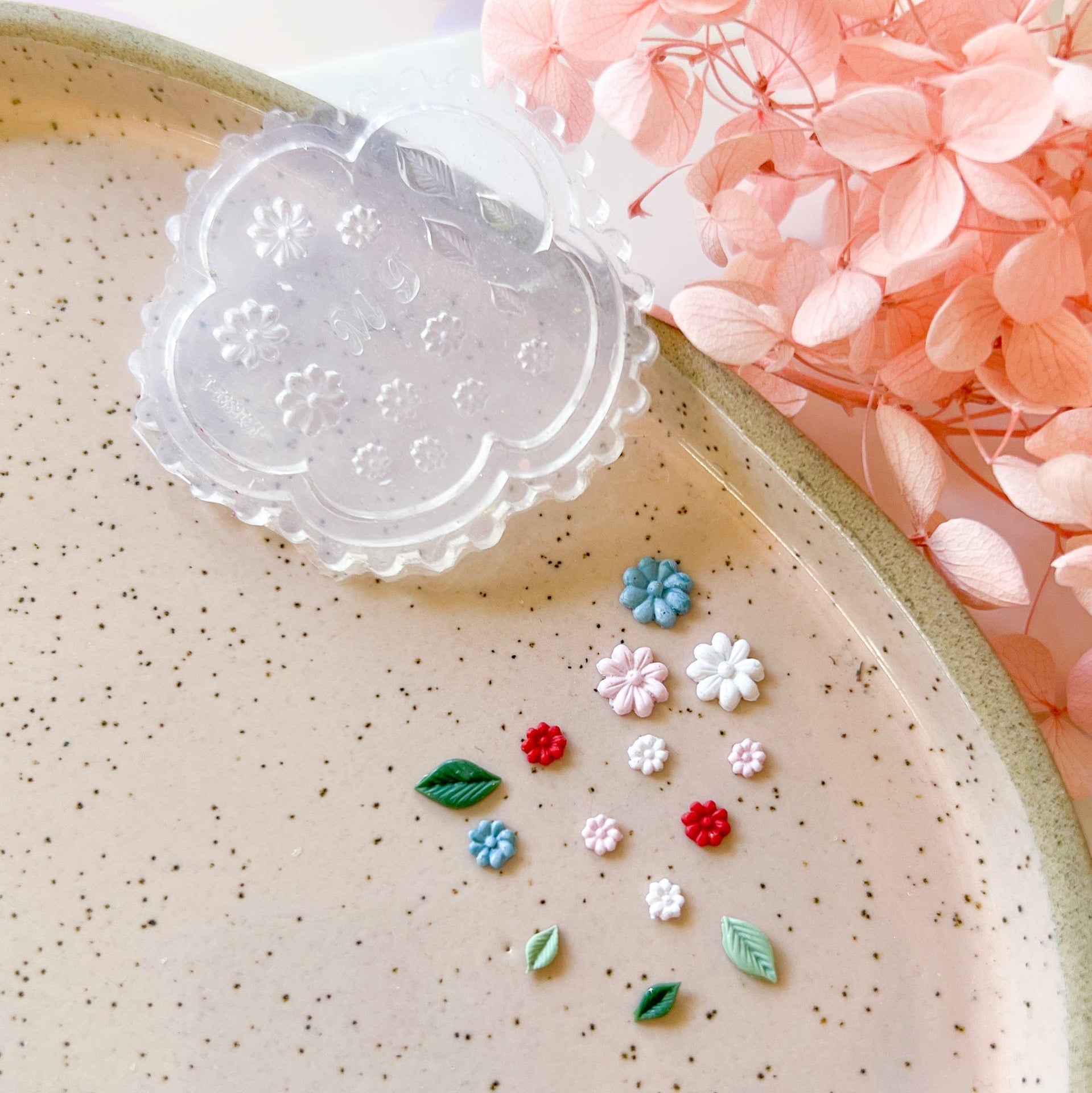 kitandco.com.au Mould "Micro Flowers #4" - Silicone Mould