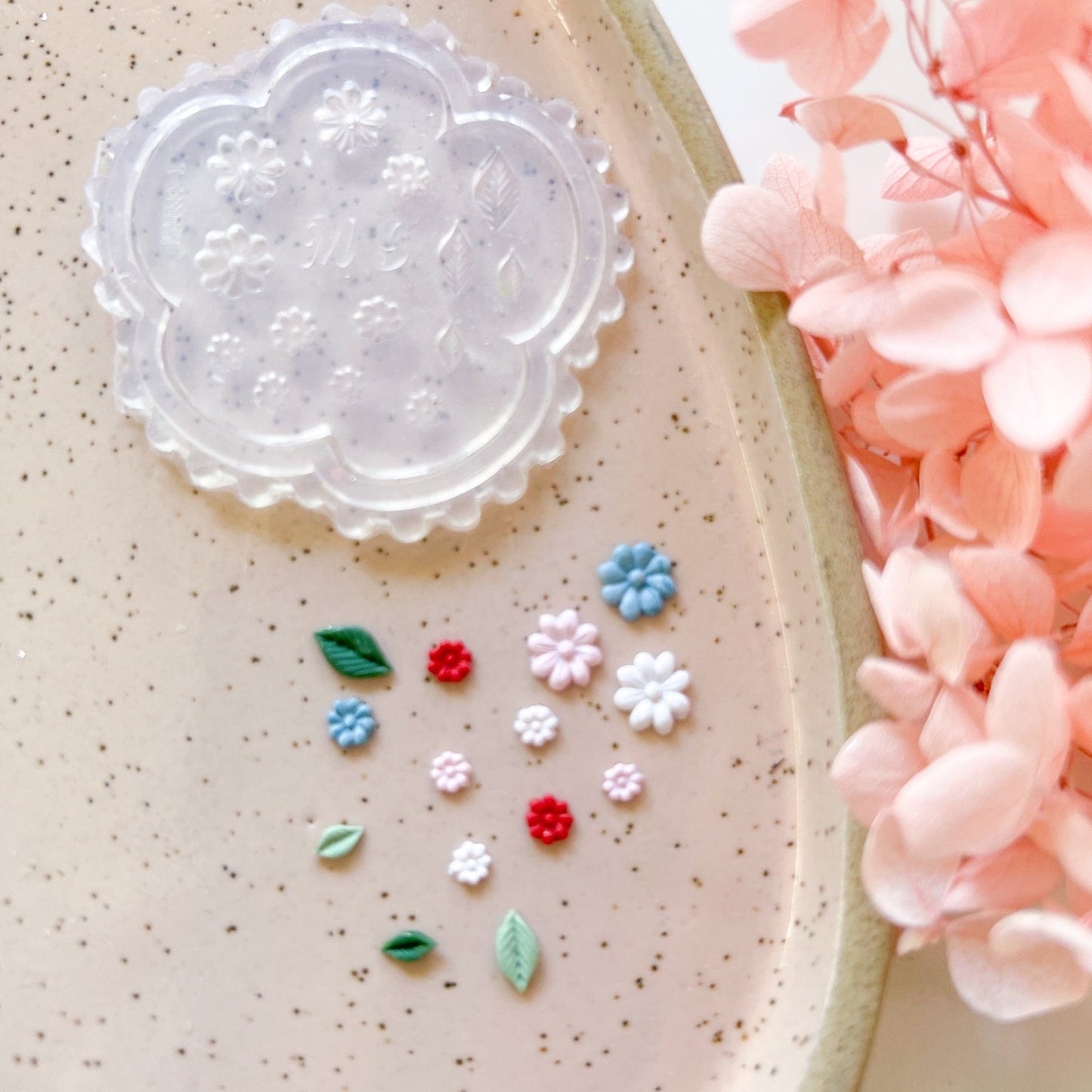 kitandco.com.au Mould "Micro Flowers #4" - Silicone Mould