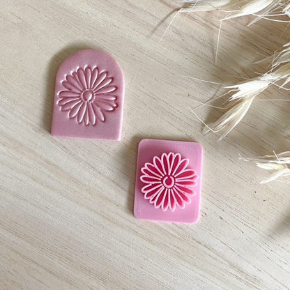kitandco.com.au Stamp Daisy Head  - Texture Stamp