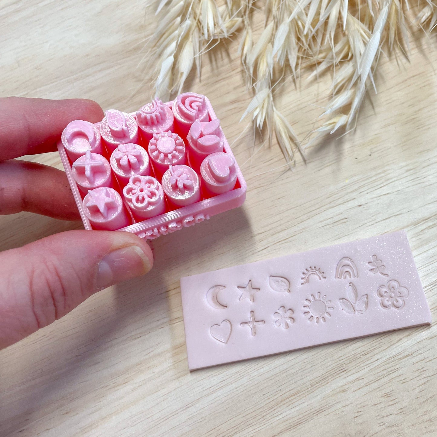 kitandco.com.au Stamp Mini Stamp Set (12 pcs)