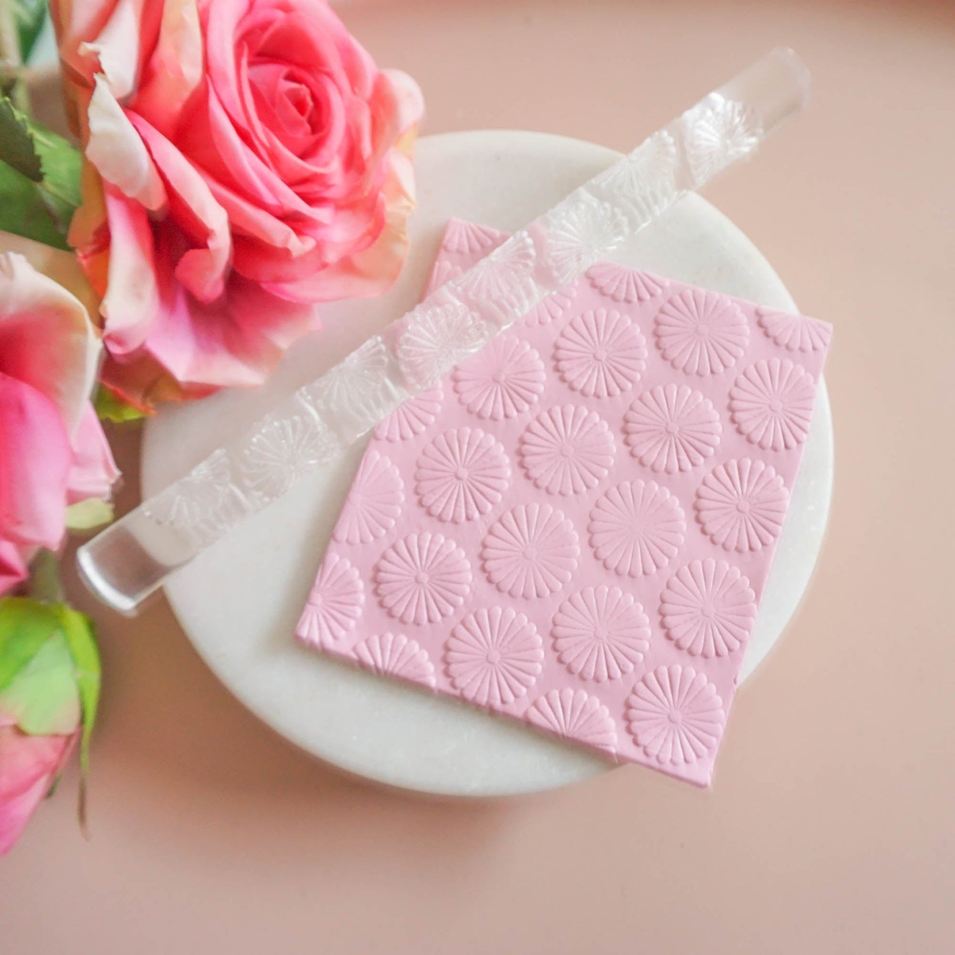 kitandco.com.au Texture Roller Acrylic "Full Daisy" - Acrylic Texture Roller