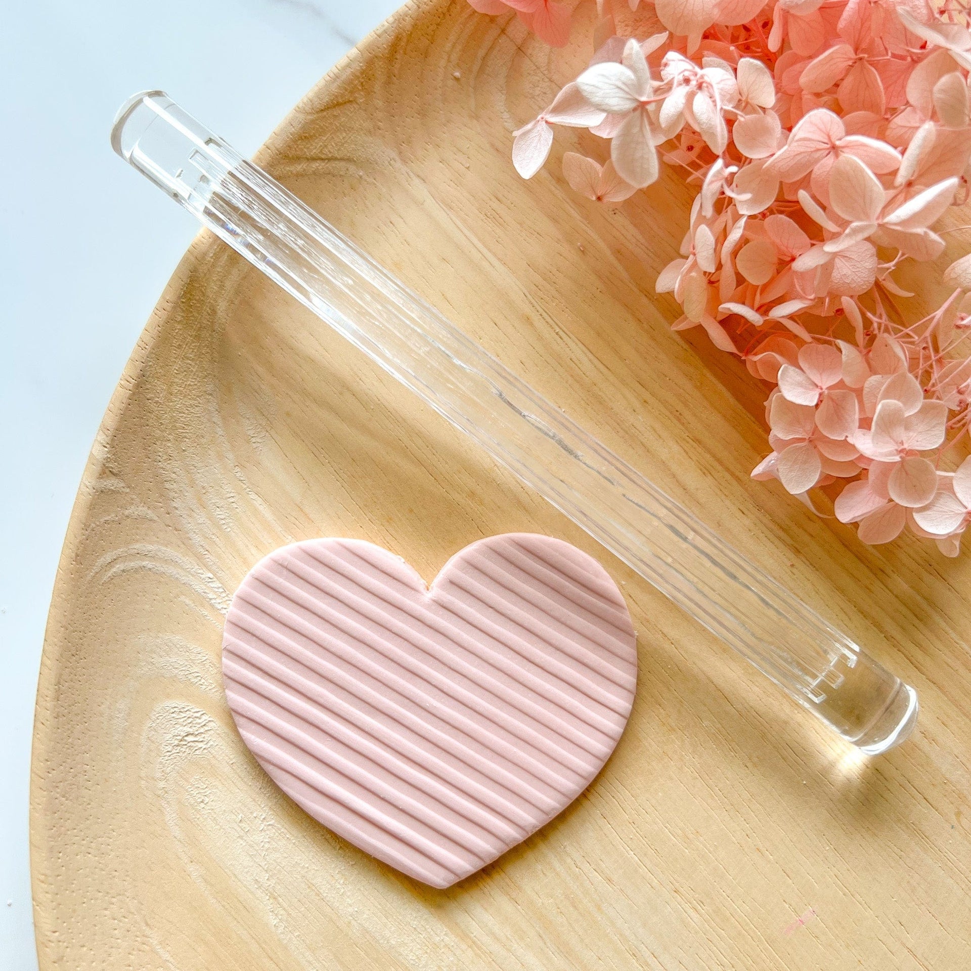 kitandco.com.au Texture Roller Acrylic "Lines" - Acrylic Texture Roller